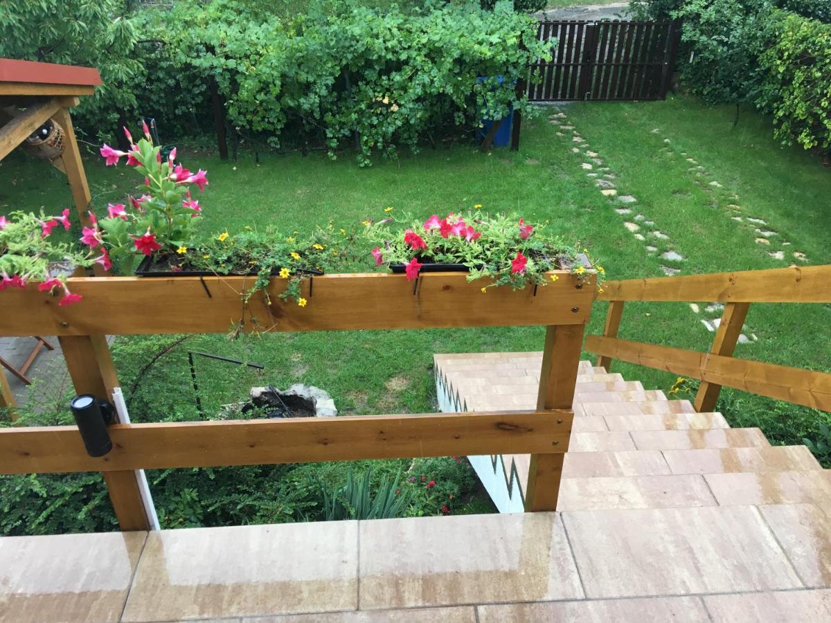 Wooden Apartman Prémium Jacuzzival Alsóörs Buitenkant foto