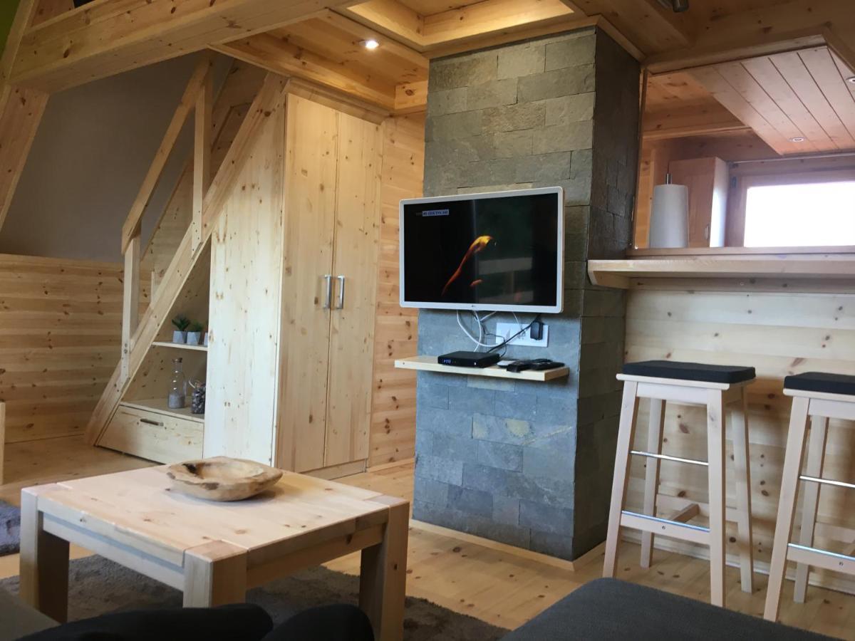 Wooden Apartman Prémium Jacuzzival Alsóörs Buitenkant foto